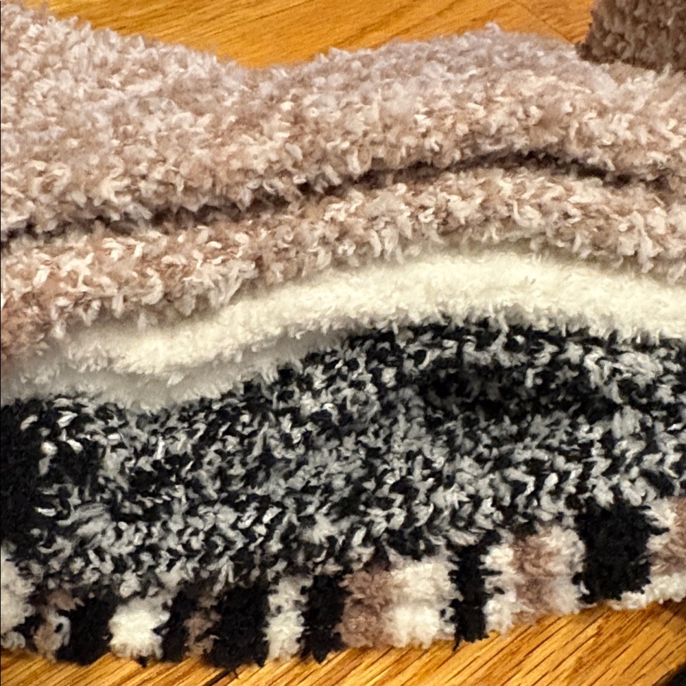 NWT P.J. Salvage Fuzzy Socks in Black, White,Brown, & striped - Picture 4 of 4